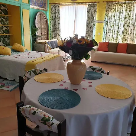 Panoramica מנטון