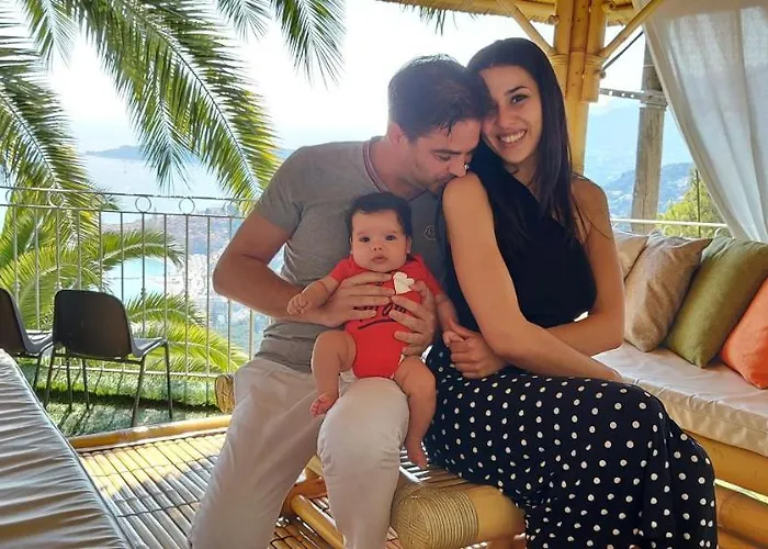 Panoramica アパート マントン